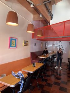 Hot tongue pizza shop interior