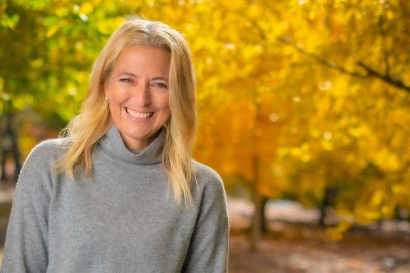 Dr. Madelin Hardache